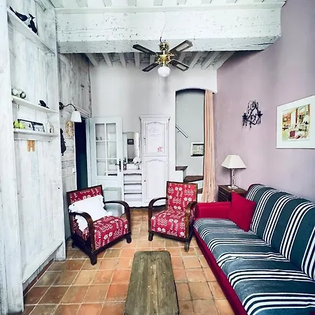 A St Remy Petite Maison Au Coeur Du Village Holiday home